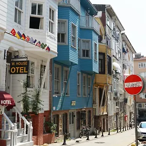 Tilas - In 19th Century Wooden Townhouse,kadikoy Стамбул